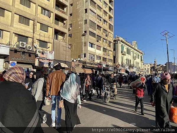 甜蜜CD家杜拜埃及之旅2024-02-03-15h58m55DAY11-2午餐Abou Tarek餐廳與在地人擠人市集.jpg