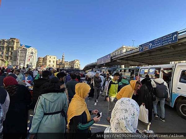 甜蜜CD家杜拜埃及之旅2024-02-03-16h03m52DAY11-2午餐Abou Tarek餐廳與在地人擠人市集.jpg