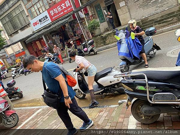 2024香港桂林陽朔馬來西亞檳城12日Day4-4晚餐回到桂林吃「富貴米粉」+隨興走走+各種突發狀況0703 (22).jpg