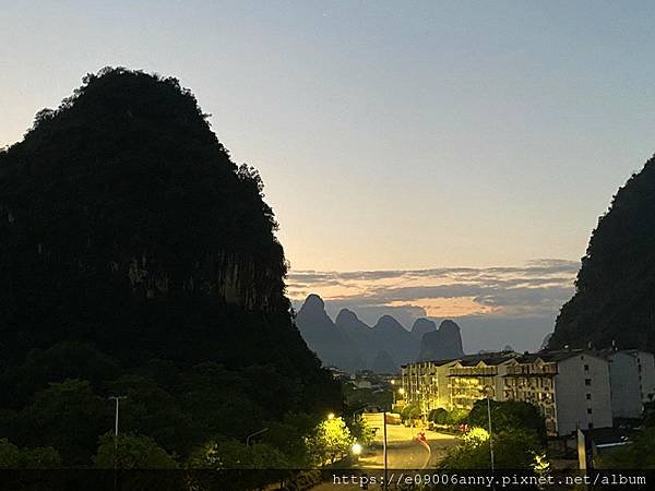 2024香港桂林陽朔馬來西亞檳城12日Day5-5陽朔「木童酒店」豪華大床含早餐介紹0704 (25).jpg