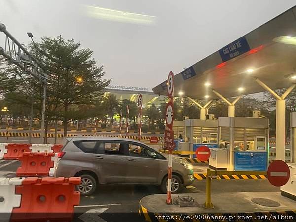2025甜蜜CD家從香港搭越南航空到河內，搭機場巴士到老城區 Day3-2 (24).jpg