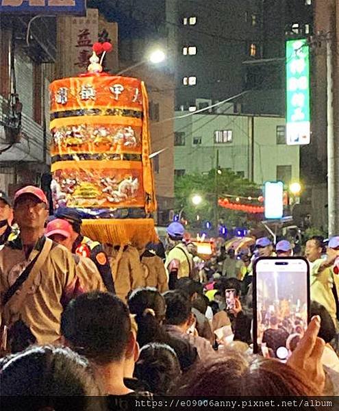 甜蜜CD家跟大甲媽祖遶境114.04 (2).jpg