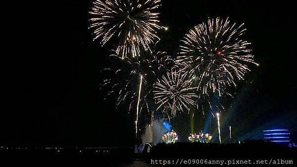 甜蜜CD家Day4-4澎湖花火節煙火+無人機 (8).jpg