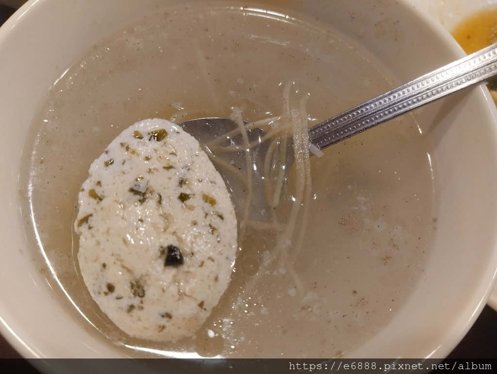 外食。炒意麵