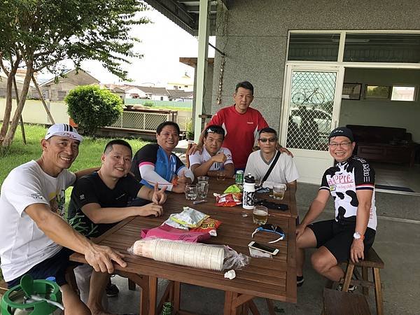 20170709 雄哥大飯店。_170710_0350.jpg