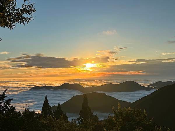 【嘉義景點】傷心山日落雲海