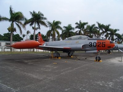 T-33A 射星式噴射教練機 Shootstar