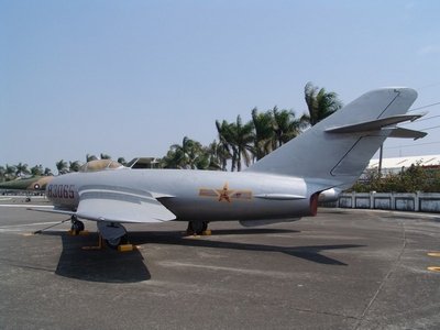 MiG-17  壁畫式戰鬥機    Fresco