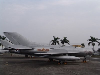 MiG-19 農夫式戰鬥機 Farmer　殲六　J-6