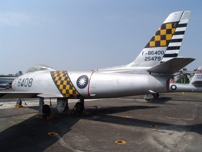 F-86F 軍刀式戰鬥機