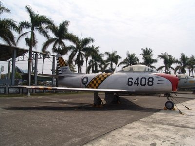 F-86F 軍刀式戰鬥機