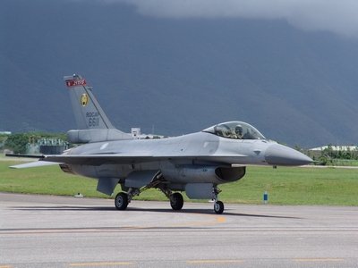 F-16A/B 戰鬥機