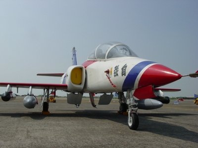 AT-3 自強號教練攻擊機 (AIDC)