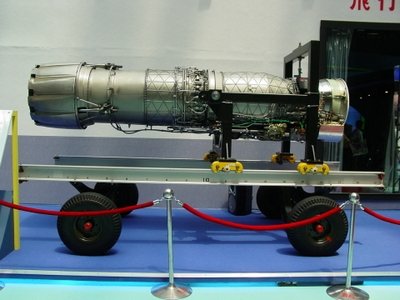 TFE1042-70B型渦輪扇噴射發動機