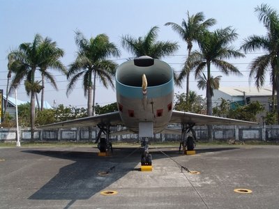 F-100A 超級軍刀式戰鬥轟炸機  Super Sabre