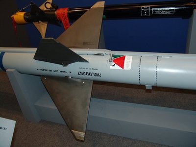 AIM-7M 麻雀中程空對空飛彈 Sparrow