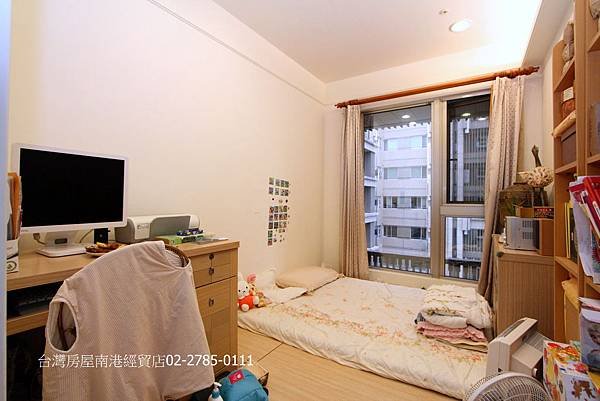 宏錦建設 東方晶典 0986940345邱奕錫