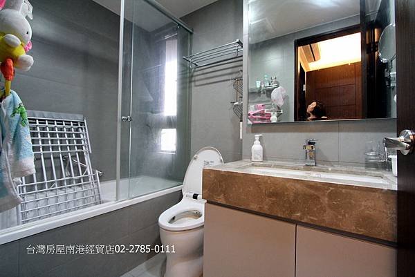 宏錦建設 東方晶典 0986940345邱奕錫