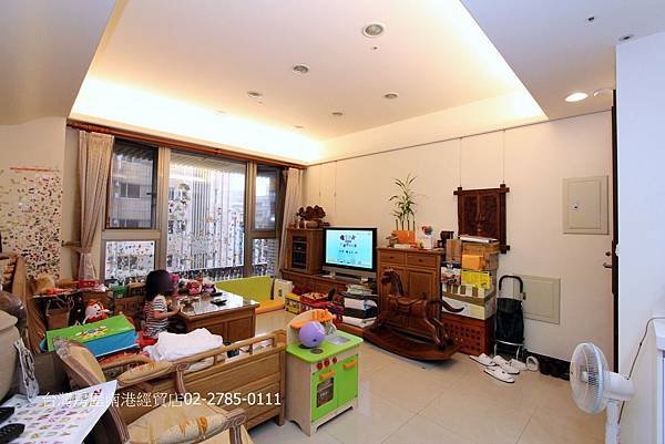 宏錦建設 東方晶典 0986940345邱奕錫