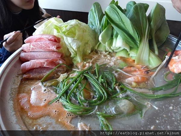 淡水三芝淺水灣美食｜越南小棧｜有素食＠Cecilia 西西莉