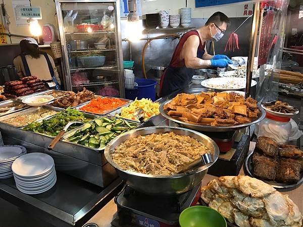 台南兩天一夜速記/奇美博物館、牛肉湯、虱目魚肚、鍋燒意麵