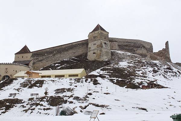 第一個castle是Ransov castle,下大雪走路要小心