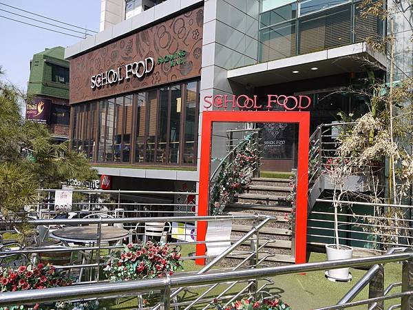 本次必吃之一school food