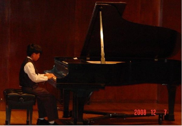 Justin_Piano_Recital_08.jpg