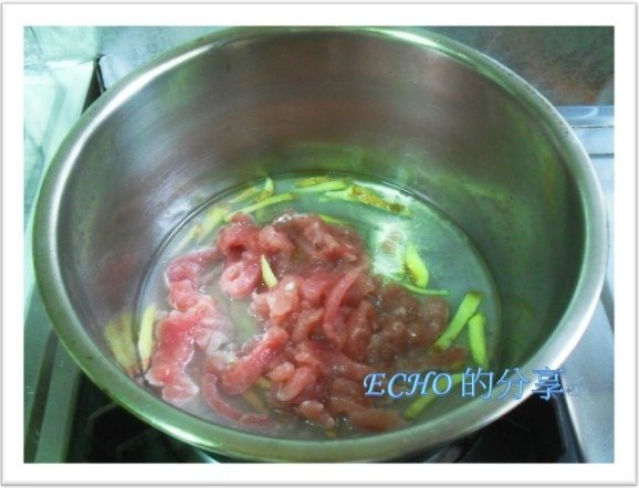 火龍果花炒肉絲-4