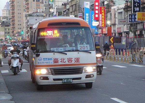 DSC00427b.JPG