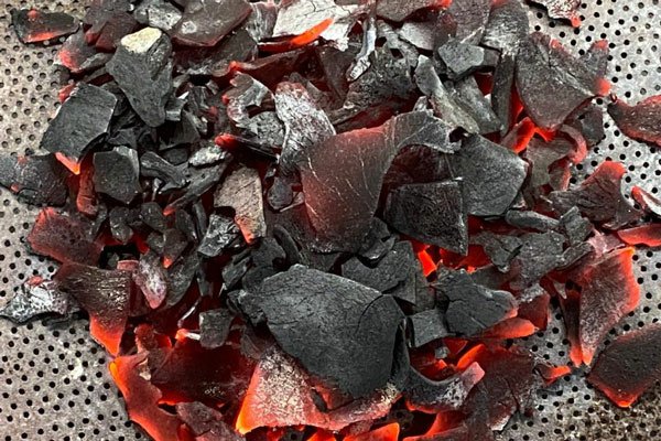 Use Coconut Shell Charcoal for Warming.jpg