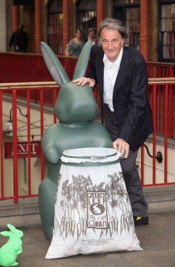 paul-smith-london-garbage-rabbit-1-354x540.jpg