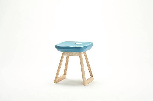 national-stadium-chairs-tokyo-stool-1.jpg