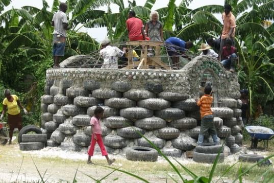 Haiti-Earthship-8.jpg
