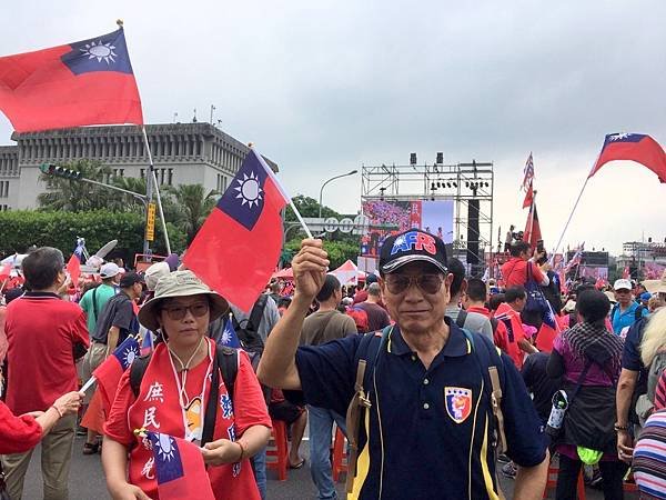 20190601參加台北挺韓集結大會同學_190601_0004