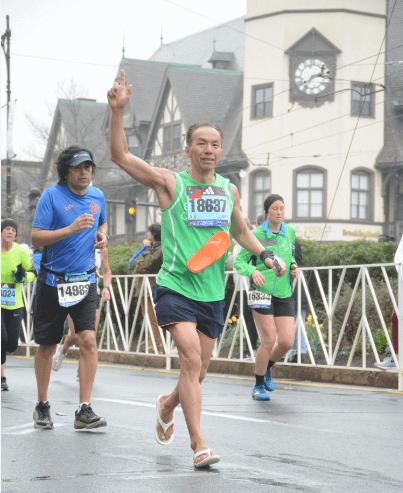 身穿ㄚ拖，讓國旗飄揚-記2023波士頓馬拉松