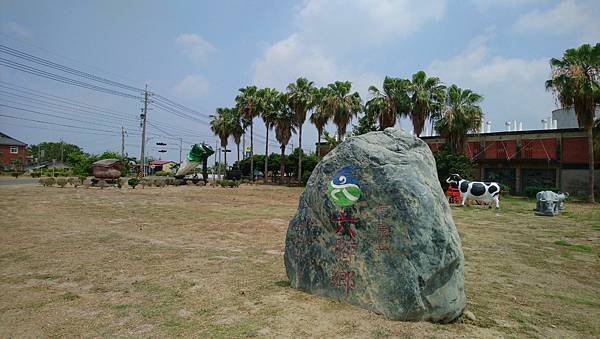 跟著書本去旅行 41. 嘉義六腳鄉：果然，向著光的地方，就會