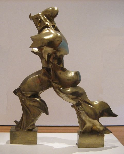 481px-%27Unique_Forms_of_Continuity_in_Space%27%2C_1913_bronze_by_Umberto_Boccioni.jpg