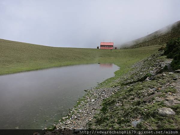 大水窟池和大水窟山屋