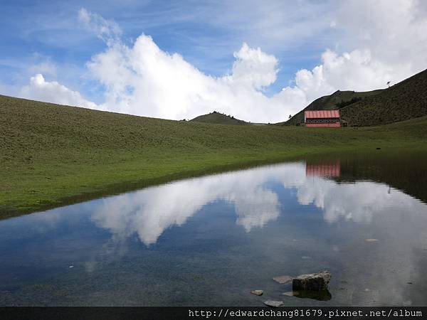 大水窟池和大水窟山屋