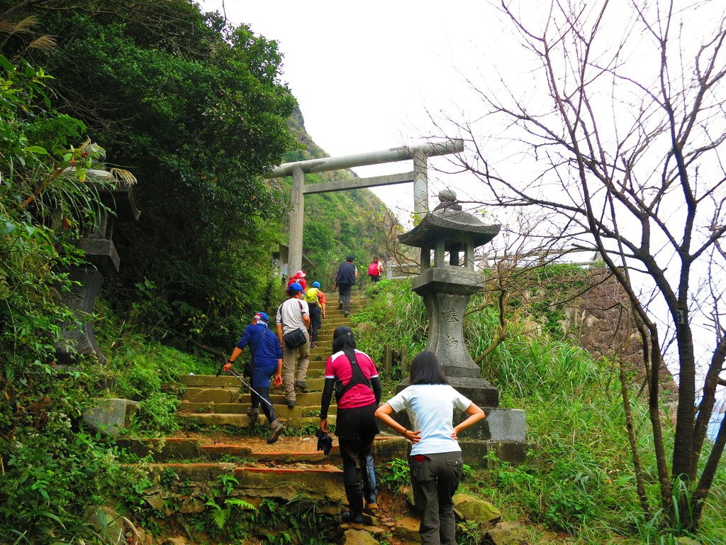 1031125金瓜石黃金博物館上黃金神社、半平山、茶壺山下勸