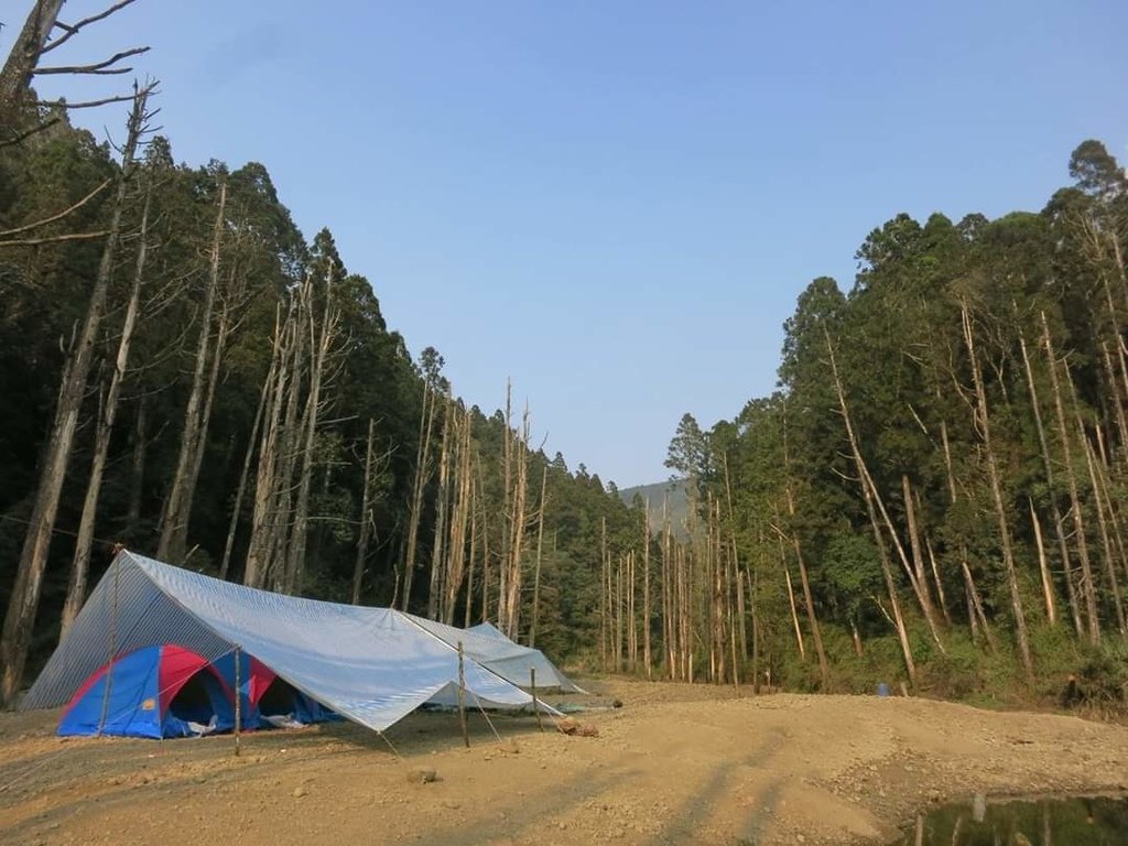 轉貼相關新聞:男子登山猝死 警消走10小時救人