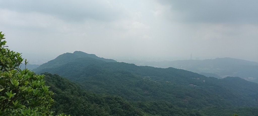 1120526貓空草湳大榕樹~貓空圓山東北峰~貓空圓山~南邦