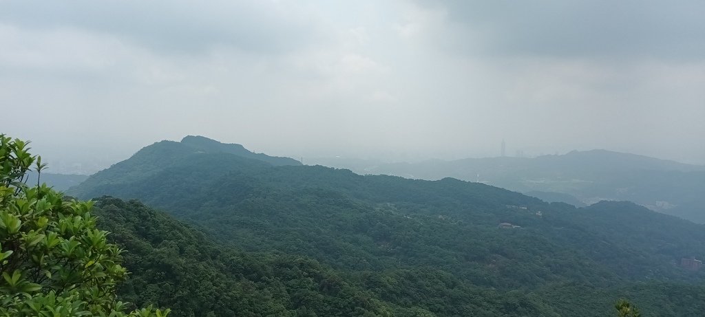 1120526貓空草湳大榕樹~貓空圓山東北峰~貓空圓山~南邦