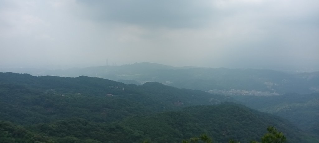 1120526貓空草湳大榕樹~貓空圓山東北峰~貓空圓山~南邦