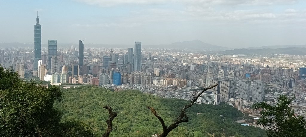 1121118南港山系(四獸山)稜線上的好展望