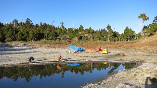 那一年的藍天包場及寒冷的加羅湖(三)~藍白篇。