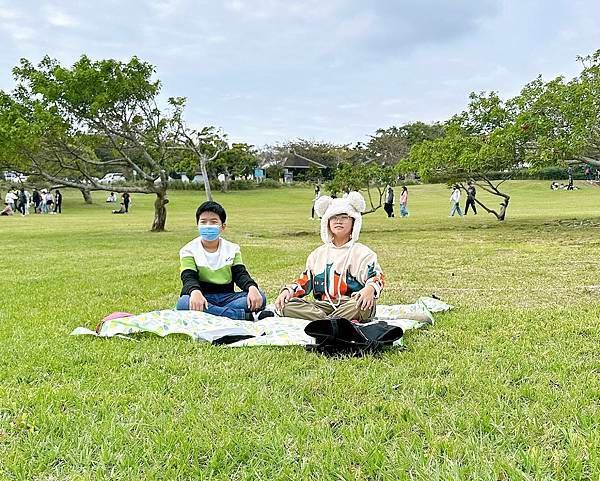 感受森林呼喊，一起到墾丁社頂公園深度旅遊，晚上再到港口社區找