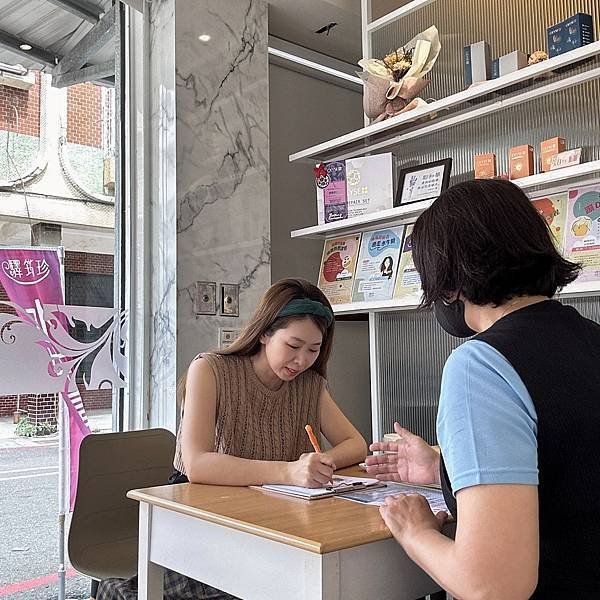 驛筠珍健康spa會館 五甲店結合仕女SPA和健康推拿，療癒放