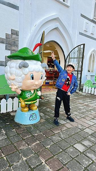 南投住宿推薦～抓住櫻花季的尾巴，快點衝清境新樂園民宿搶看櫻花